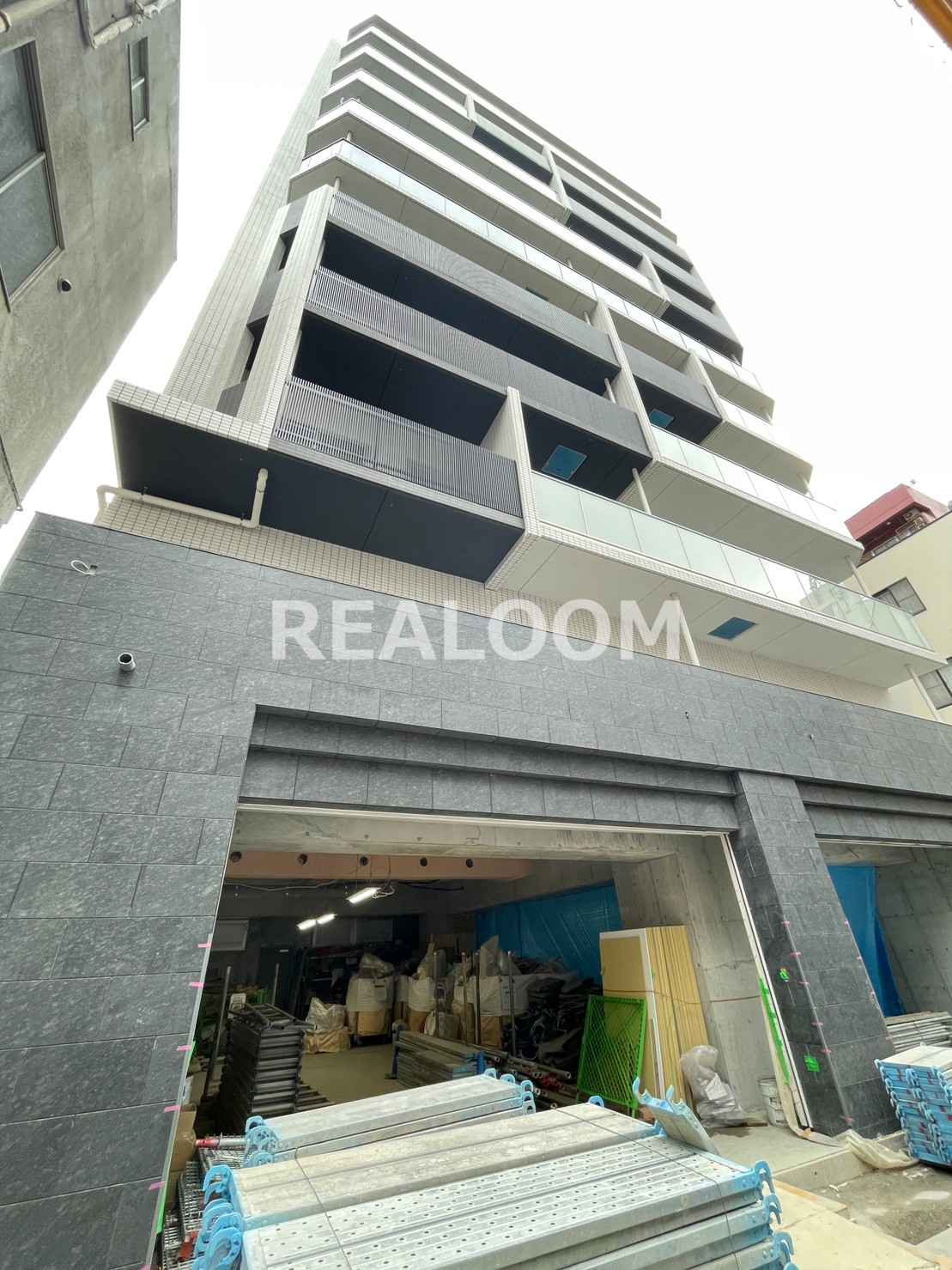 建物外観　写真と現況が異なる場合は現況を優先いたします。