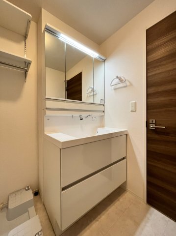 洗面設備　別号室の画像です。ご参考下さい