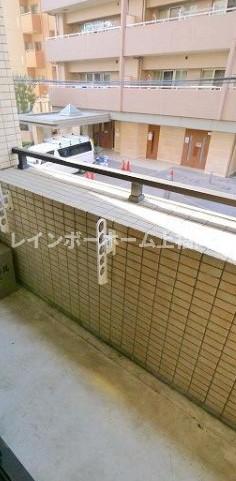 バルコニー　同物件別号室参考写真です。
