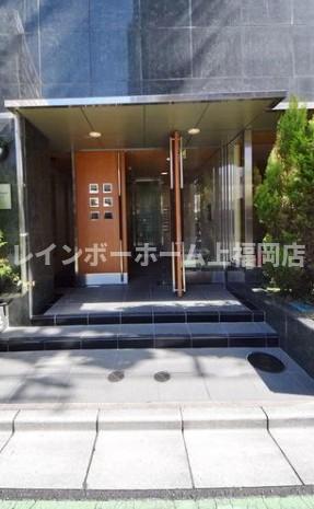 エントランス　同物件別号室参考写真です。