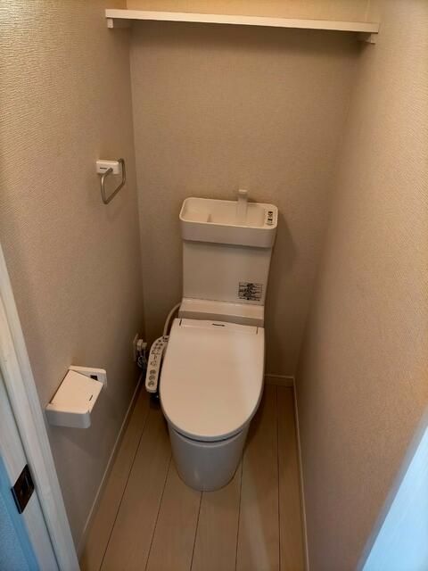 トイレ　☆温水洗浄便座完備のトイレ☆