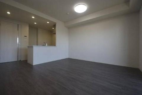 居室・リビング　室内