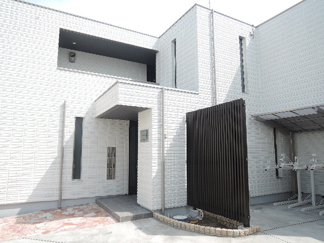 エントランス　旭化成が贈るペット共生賃貸住宅