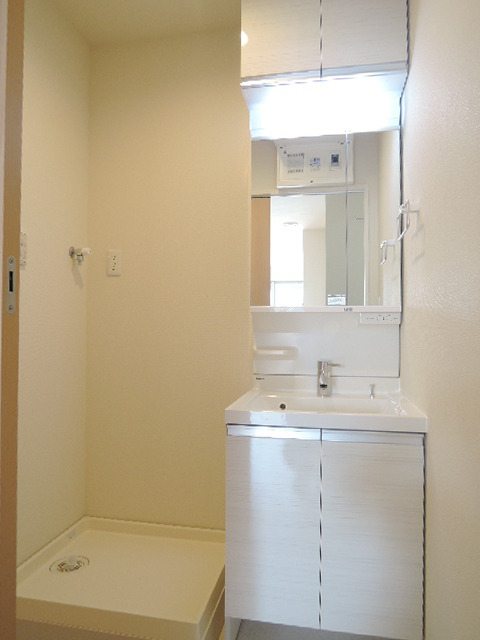 洗面設備　忙しい朝に嬉しいシャンプードレッサー