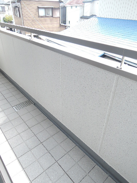 バルコニー　南向きのバルコニー