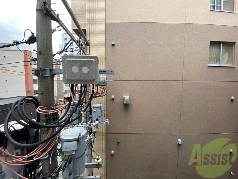 バルコニー　眺望はこちら。静かな住宅街という印象を受けました。