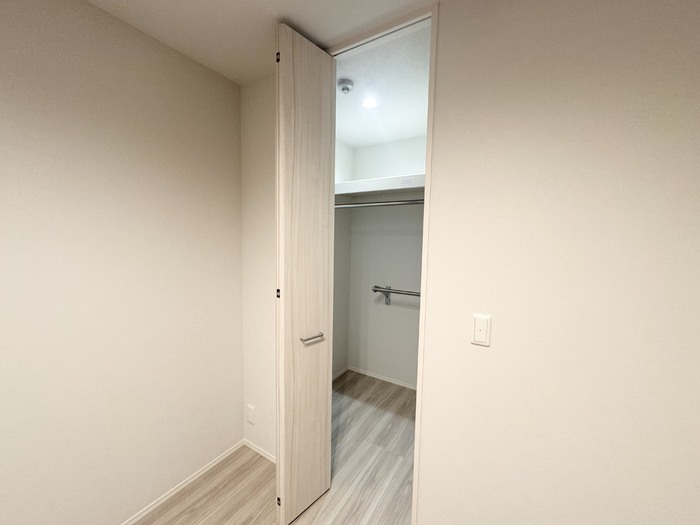 収納　ウォークインクローゼット