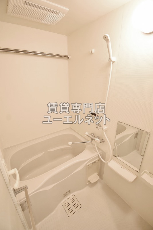 バス・シャワールーム　浴室