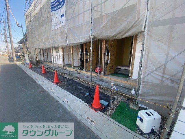 エントランス　駐車場