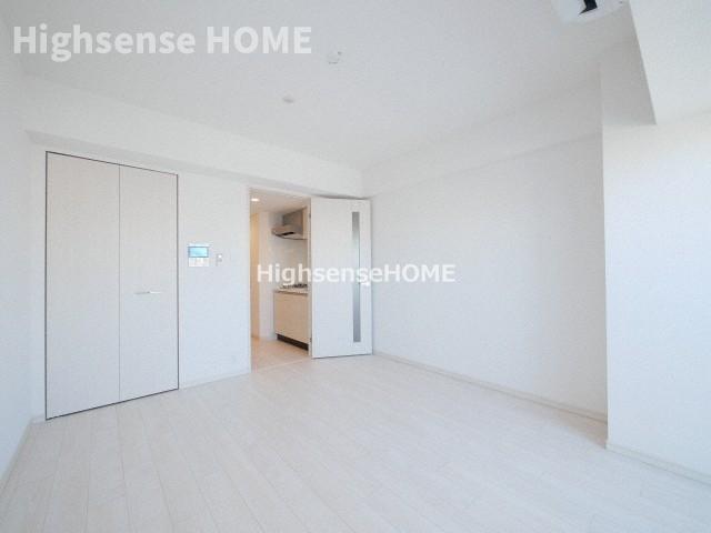 居室・リビング　こちらのリビングで趣味の時間をお楽しみください