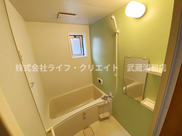 バス・シャワールーム　別号室の参考写真です。