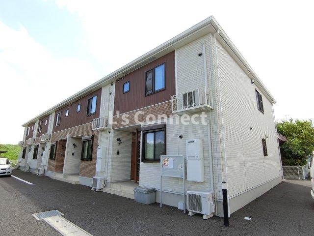 建物外観　２０１５年築のアパートです。