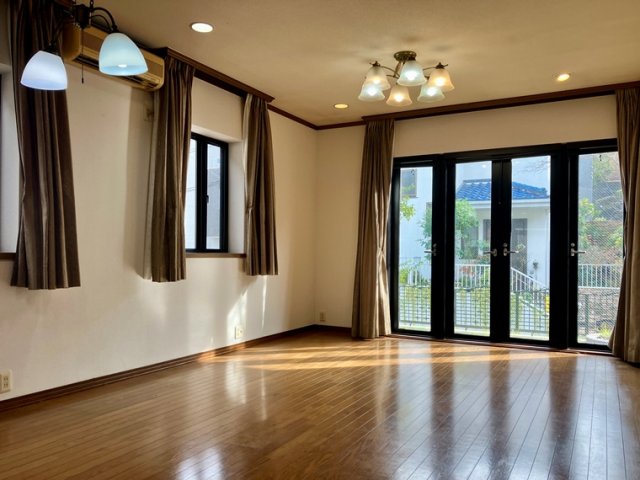 居室・リビング　内装も気になるポイント