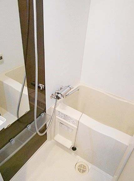 バス・シャワールーム　★浴室乾燥機付きバスルーム★