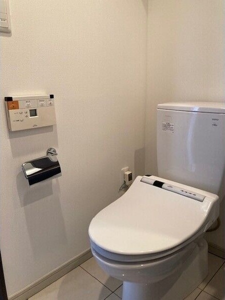 トイレ　他号室参考画像