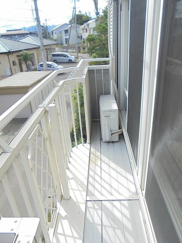 バルコニー　写真は202号室です。（参考）