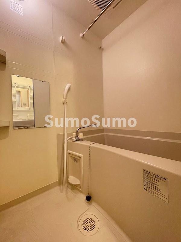 バス・シャワールーム　お風呂で日々の疲れを落としましょう