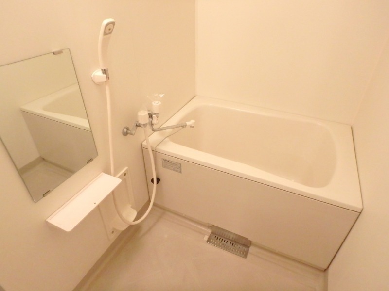 バス・シャワールーム　図面と現状に相違がある場合には現状を優先