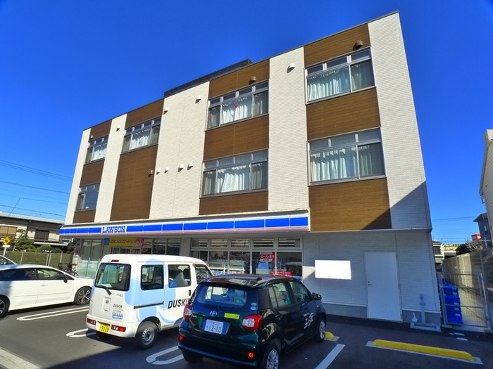 コンビニ　ローソン（コンビニ）まで300m