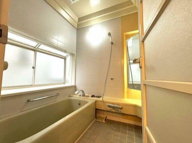 バス・シャワールーム　お風呂です