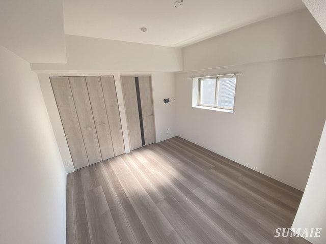 居室・リビング　角部屋２面採光