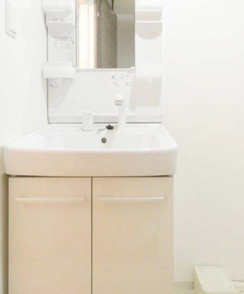 洗面設備　★シャワー付き独立洗面台★