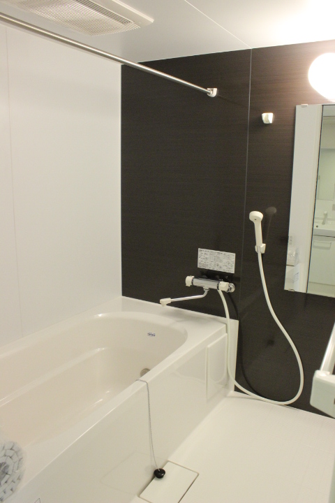 バス・シャワールーム