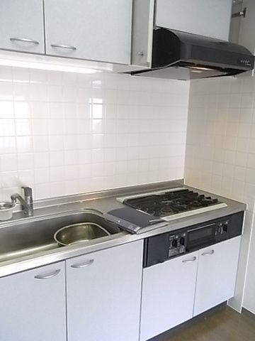 キッチン　※別部屋参考写真※