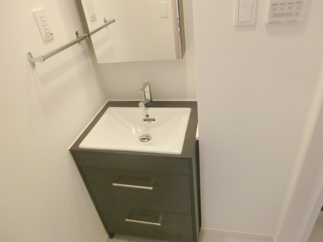 洗面設備　広い洗面スペース