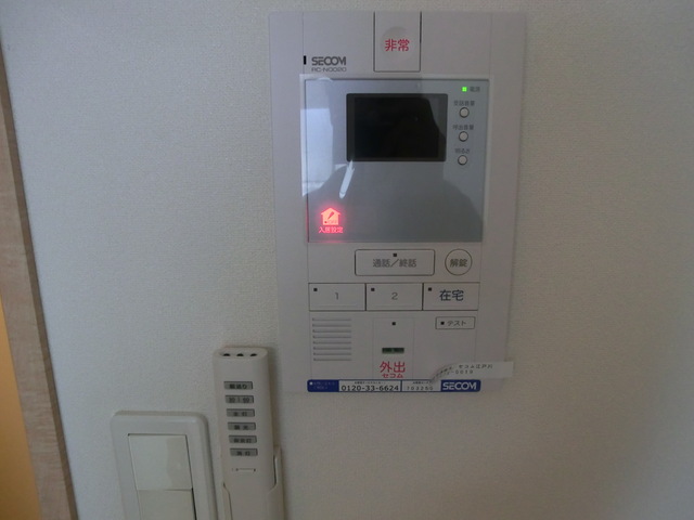 セキュリティ　モニター付きインターホンです