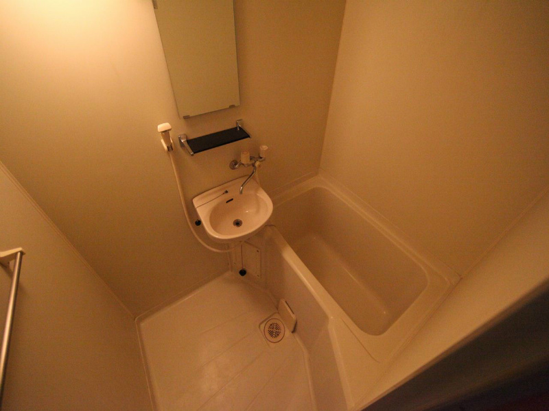 バス・シャワールーム　バスルーム　バス・トイレ別