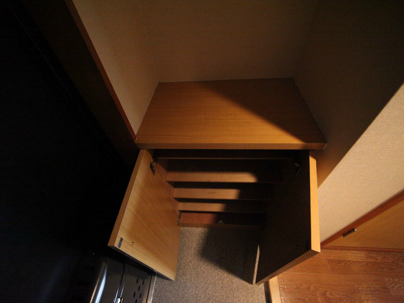 玄関　玄関　シューズボックス