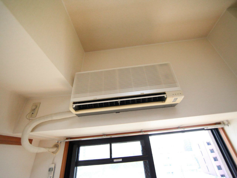 その他設備　洋室7帖　エアコン完備