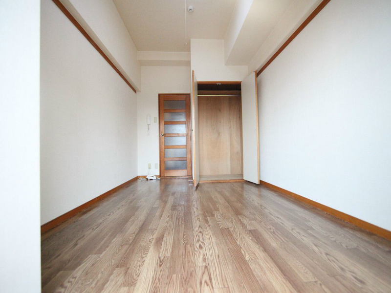 居室・リビング　洋室7帖　クローゼット（収納充実してます）