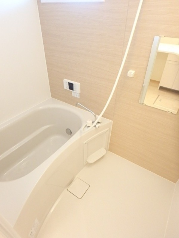 バス・シャワールーム　図面と現状に相違がある場合には現状を優先