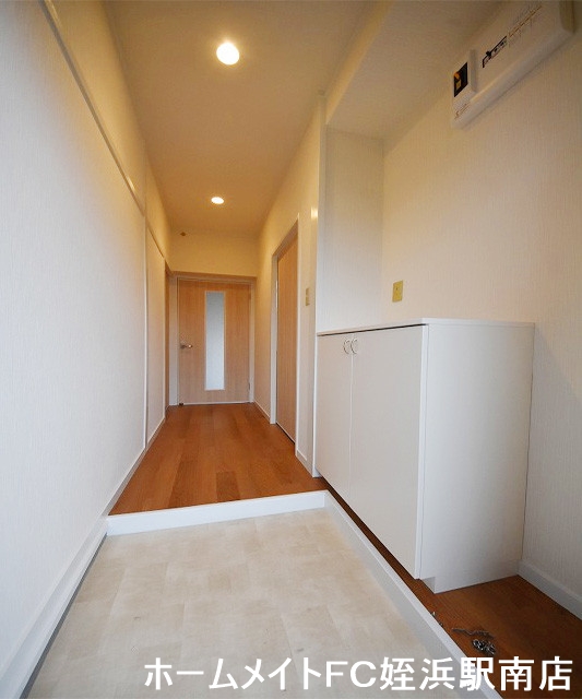 玄関　★玄関まわりはスッキリしています★参考写真