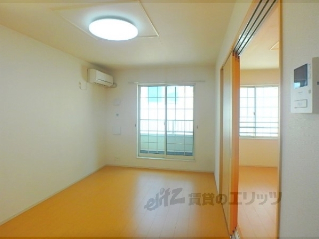 居室・リビング　洋室