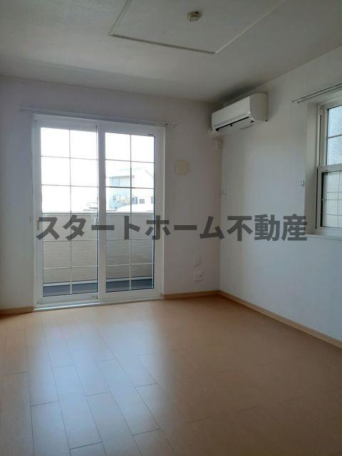 居室・リビング　使いやすい居間です