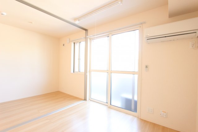 居室・リビング　同仕様