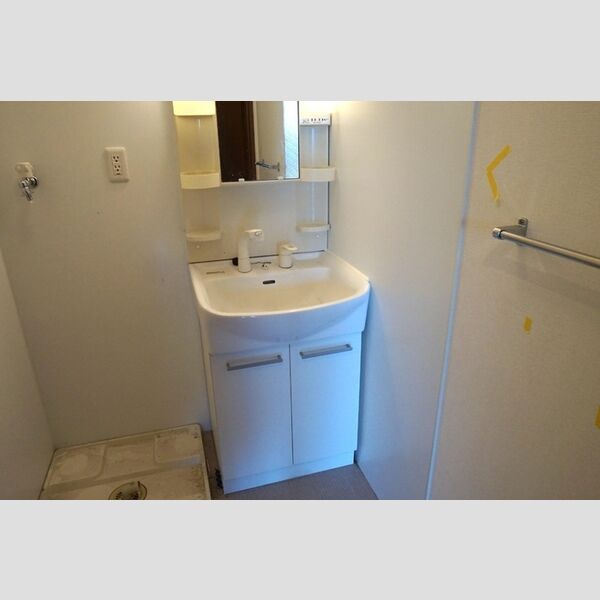 洗面設備　洗髪洗面化粧台