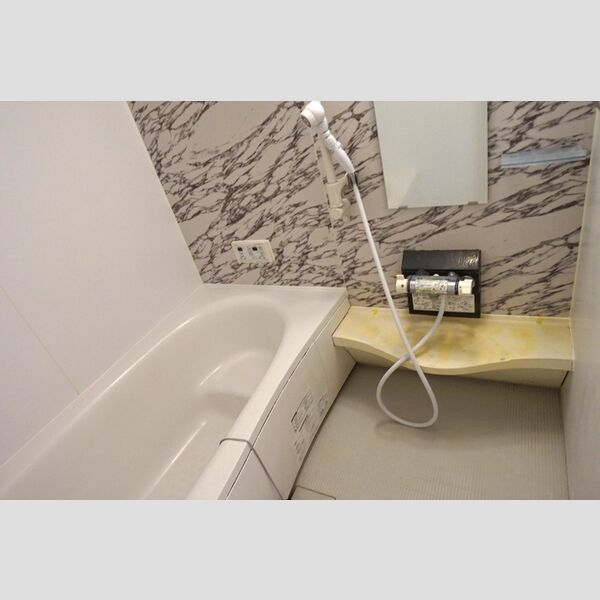 バス・シャワールーム　浴室