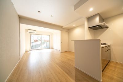 居室・リビング　※全て別号室のお写真。内装等参考にしてください。