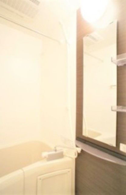 バス・シャワールーム　別部屋同仕様タイプ