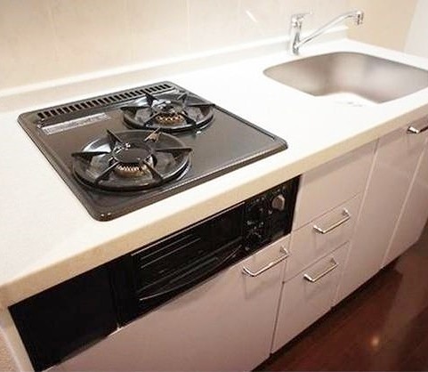 キッチン　※同仕様写真含む