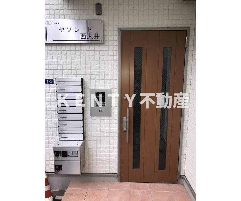 エントランス　清潔なエントランスです