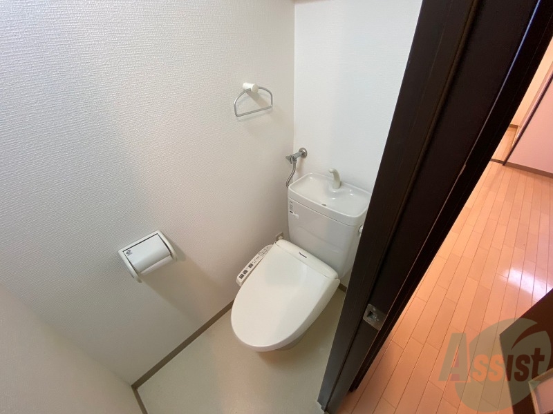 トイレ　トイレです。ウォシュレット付を探している方、おすすめです。