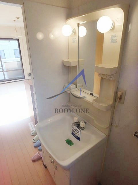 洗面設備　洗面台です。