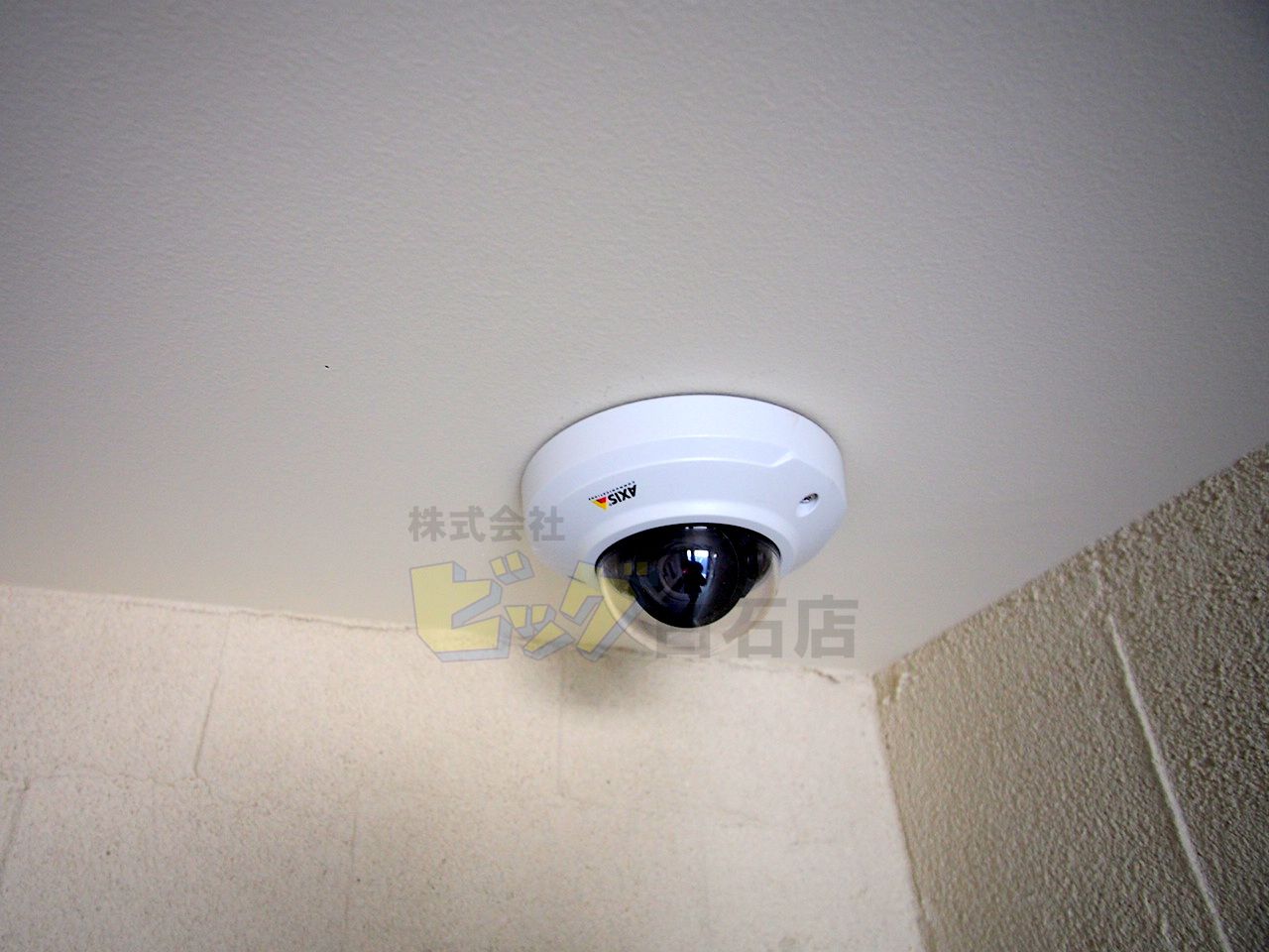 その他共有部分　エントランスには防犯カメラ完備されています♪