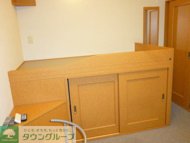 居室・リビング　お部屋によって床や設備が違います。詳しくはお問い合わせを！