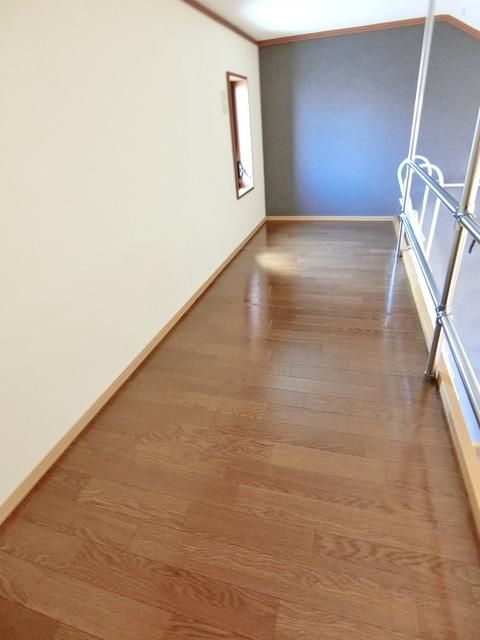 その他部屋・スペース　☆窓が付いていて明るいロフト☆